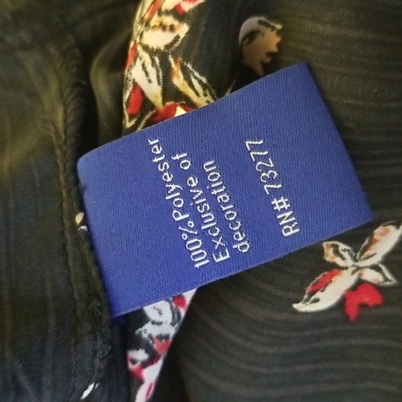 Apt 9 Women's blouse - Picture 8 of 8